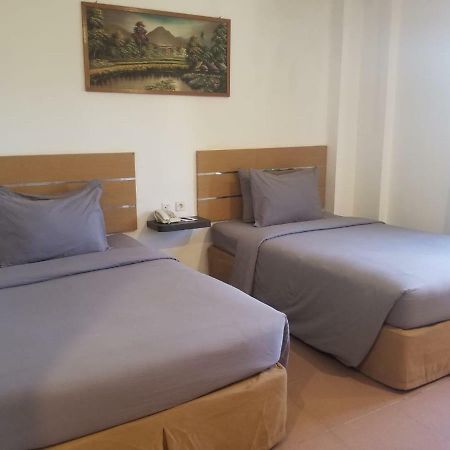 The Waigo Hotel Sorong Bagian luar foto
