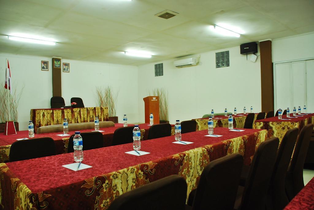 The Waigo Hotel Sorong Bagian luar foto