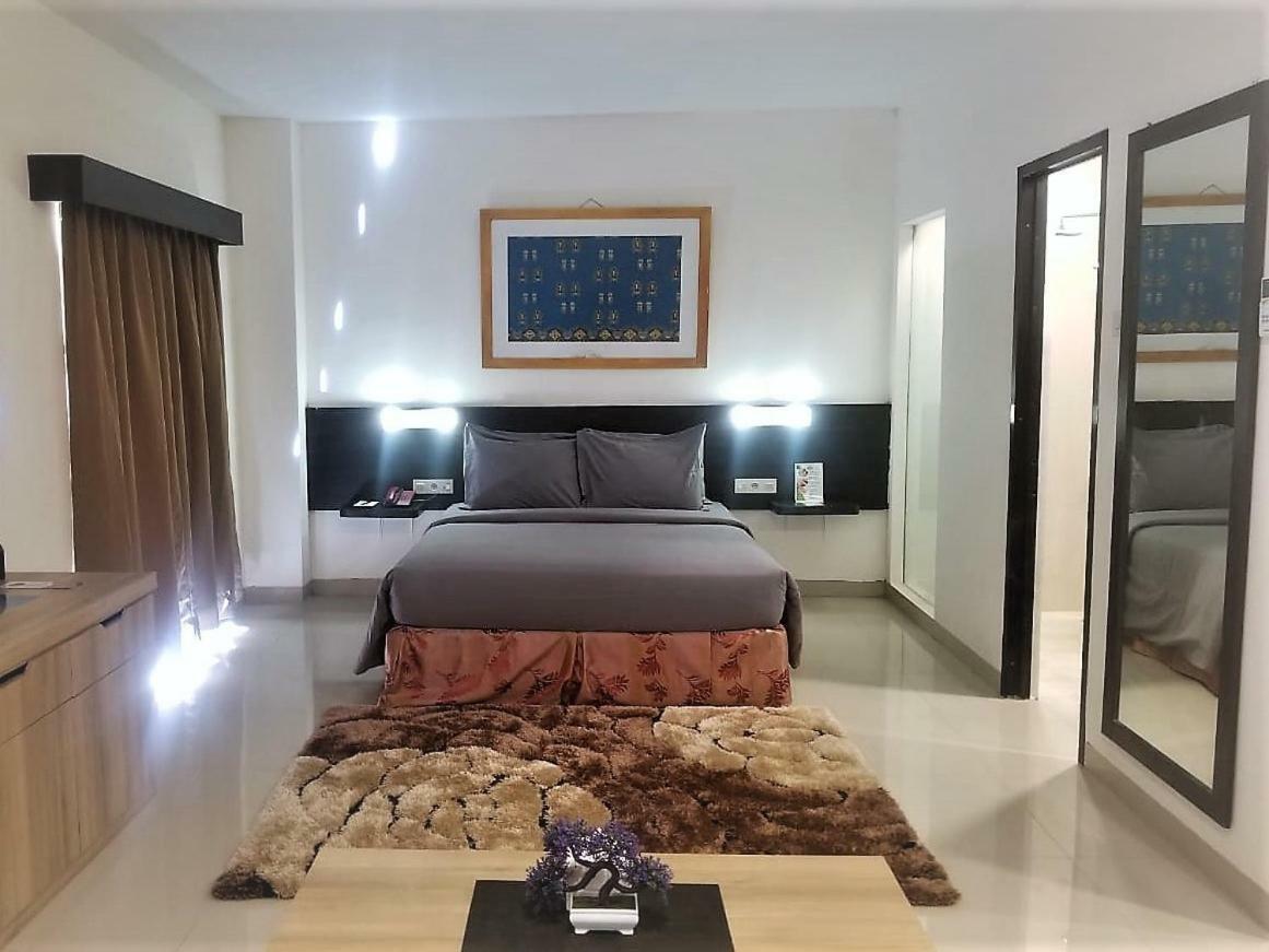 The Waigo Hotel Sorong Bagian luar foto